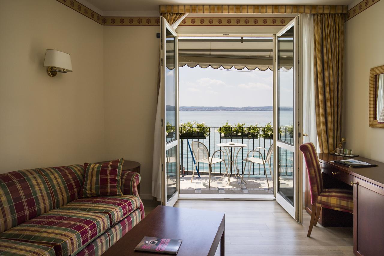 Hotel Sirmione Esterno foto